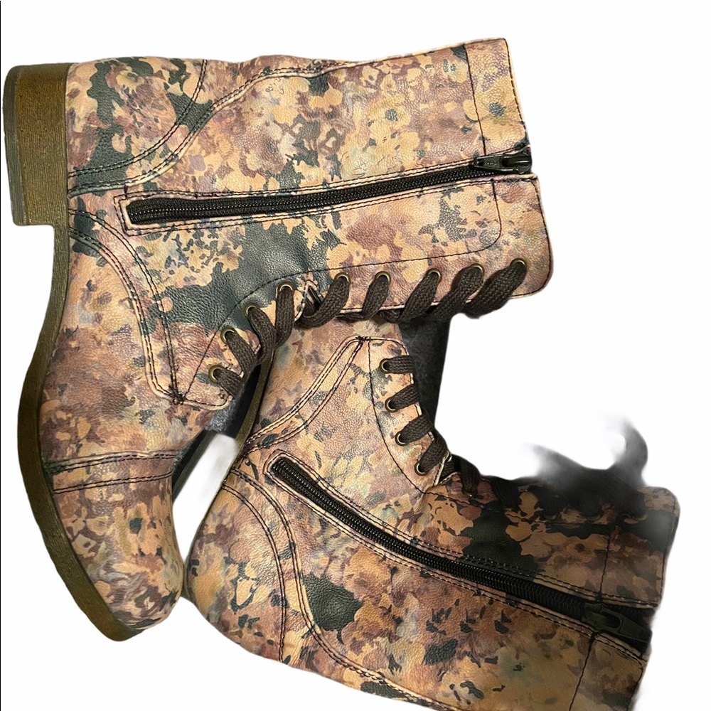 Floral combat boots